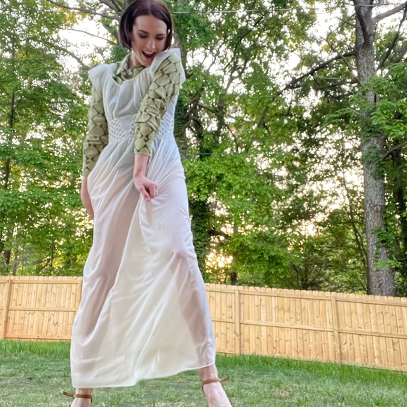 Meet your Posher, Kayla - Picture 1 of 1